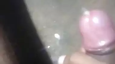 Indian man’s masturbation video with cum