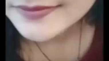 Gorgeous cam girl striptease nude show for client